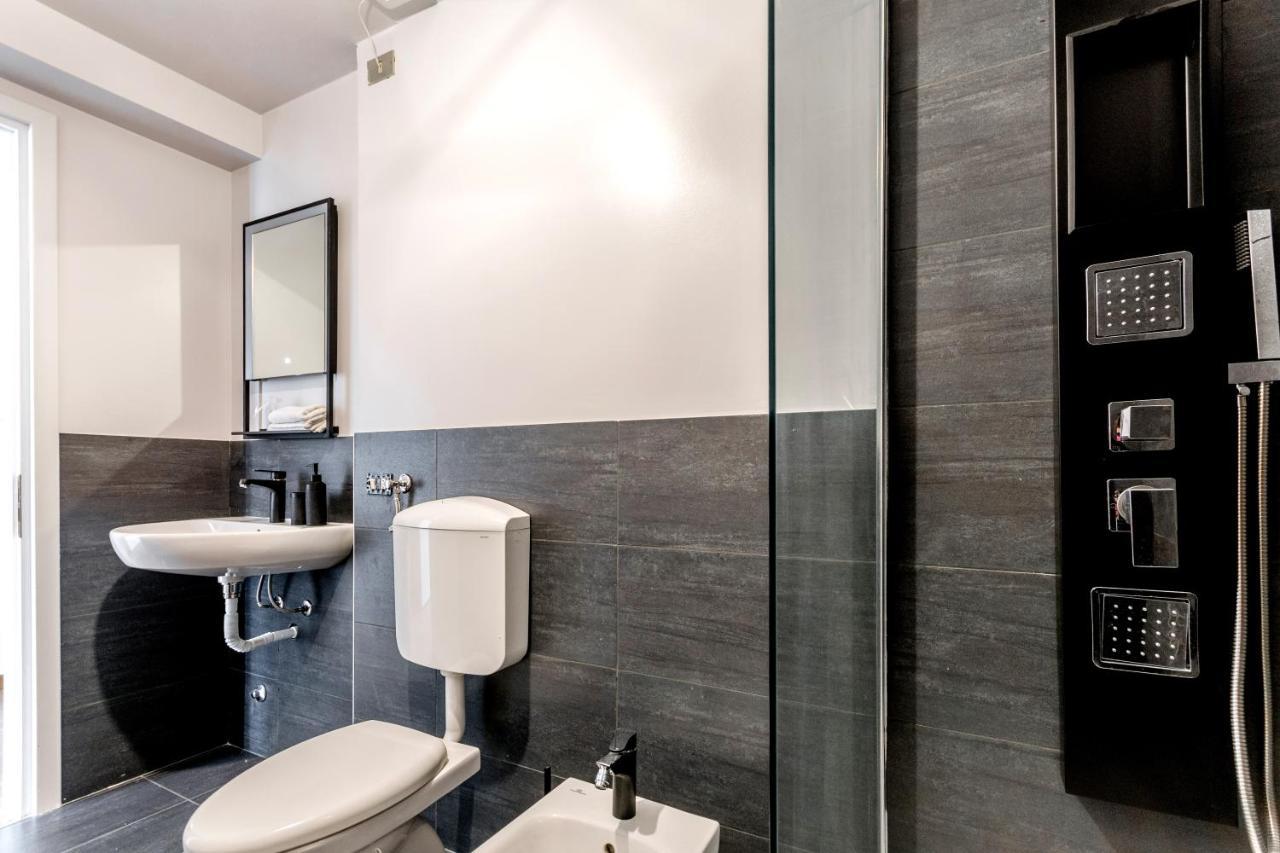 Appartamento Modern Simplicity In Milan Centre Esterno foto